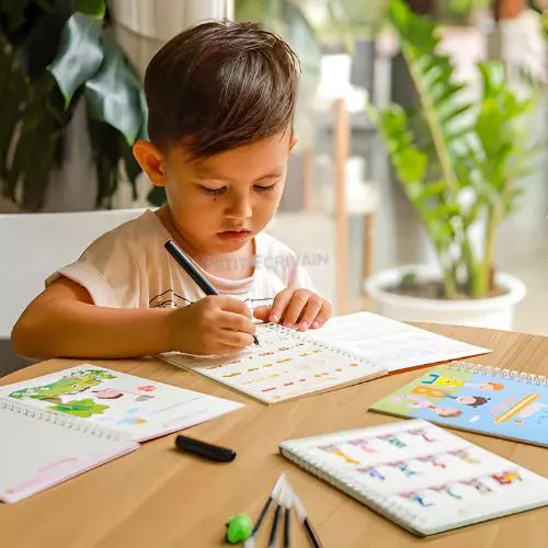 Cahiers Magiques | Améliorez l'écriture de votre enfant en 14 jours